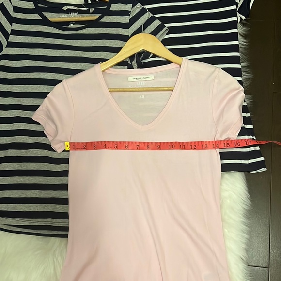 H&M bundle of 3 tees size medium - Picture 2 of 9